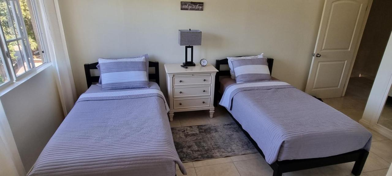 Komfort Getaway Villa At Countrymist أوشو ريوس المظهر الخارجي الصورة