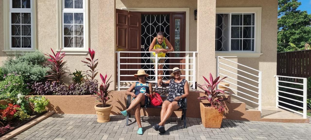 Komfort Getaway Villa At Countrymist أوشو ريوس المظهر الخارجي الصورة